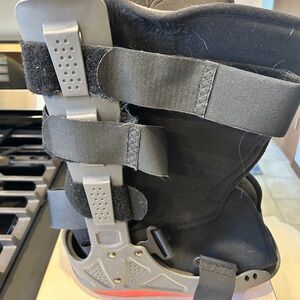 Black Medical Walking Boot
